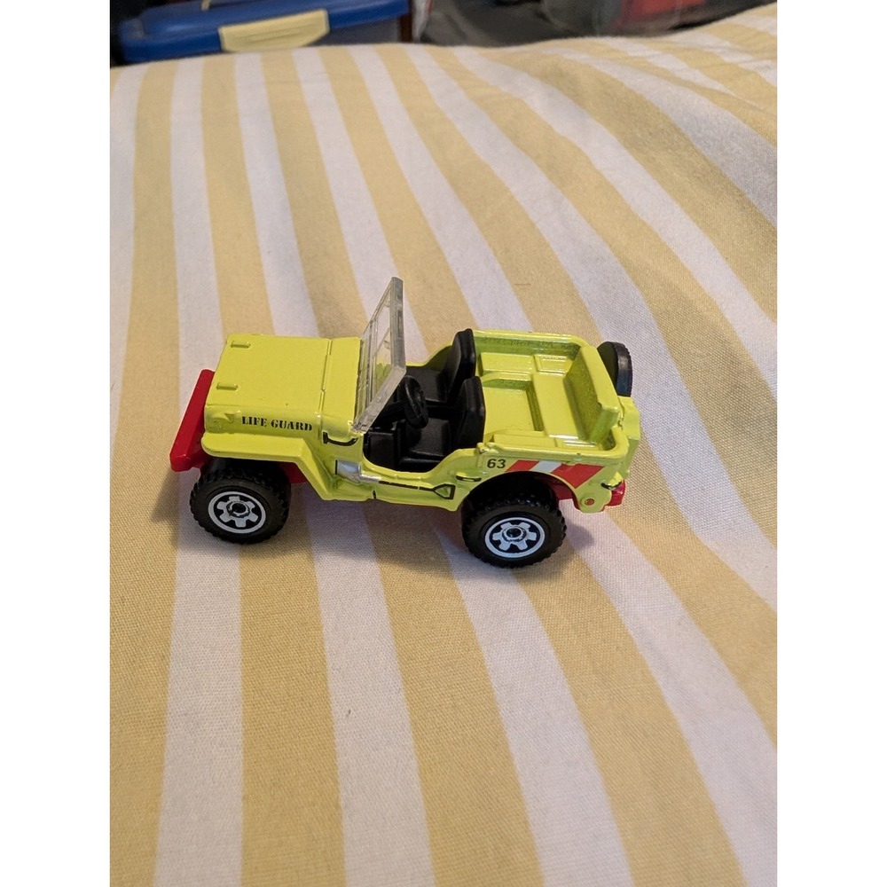 Matchbox 1943 Jeep Willys Yellow MBX Heroic Rescue Life Guard Die Cast